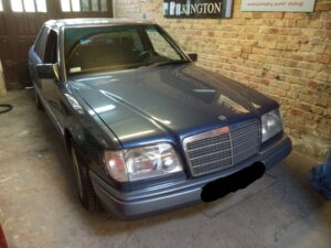 Mercedes W124 – wymiana szyby